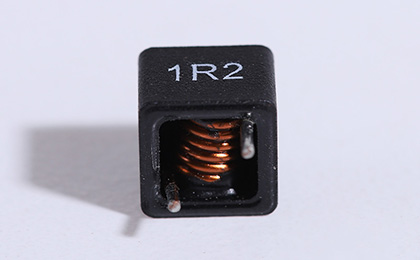 組合式插件大電流電感 APL0806P-1R2M-C-B