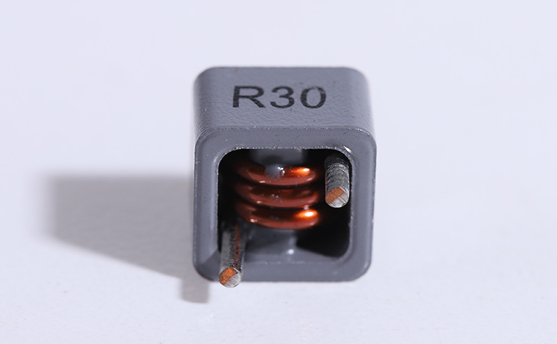 組合式插件大電流電感 APL1108P-R30M