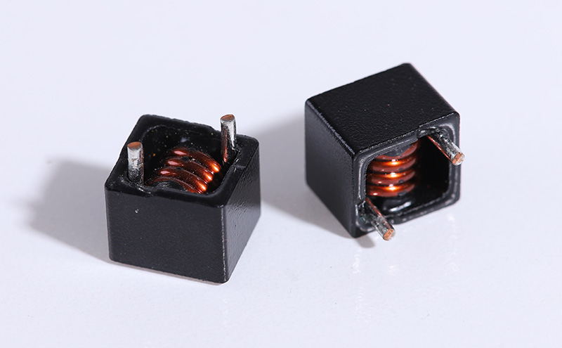 組合式插件大電流電感APL1310P-1R0M-C-B